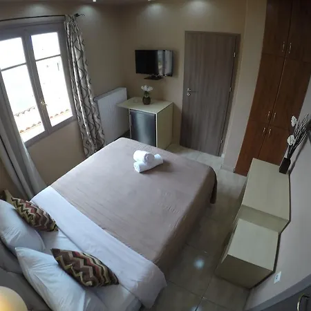 Guest house Mideia *